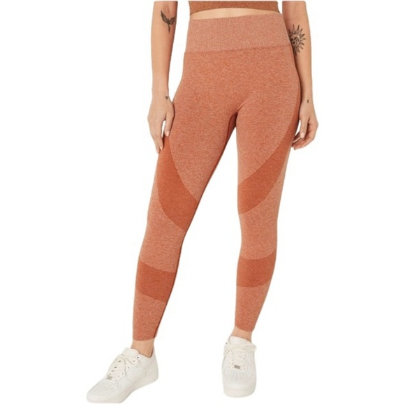 Victoria Secret Pink Seamless High Waist full length Workout - Picture 1 of 4